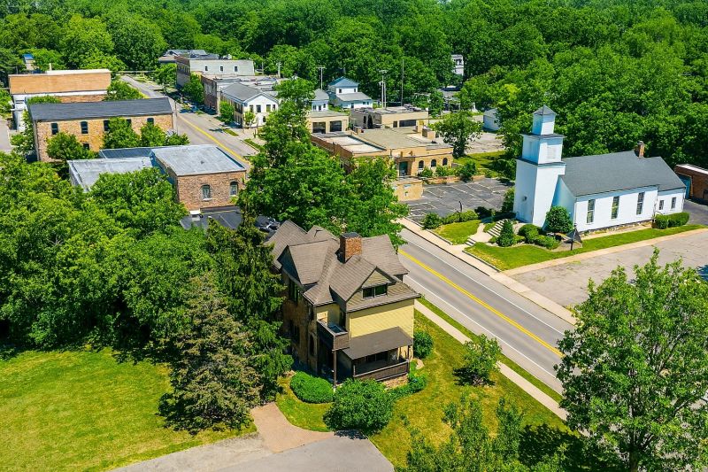 Best Bathroom Remodeling pros in Chelsea, MI